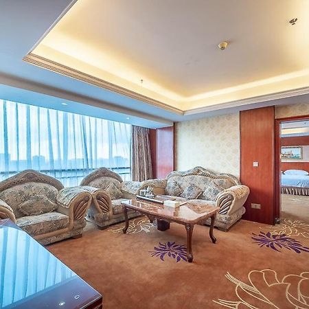 Vienna Hotel Foshan Chancheng Zumiao Branch Экстерьер фото
